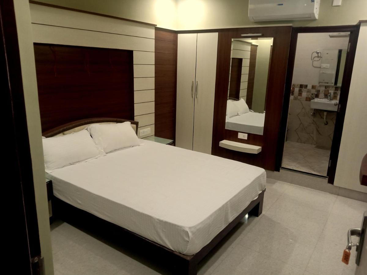 Hotel Shri Gourav Bikaner Zewnętrze zdjęcie