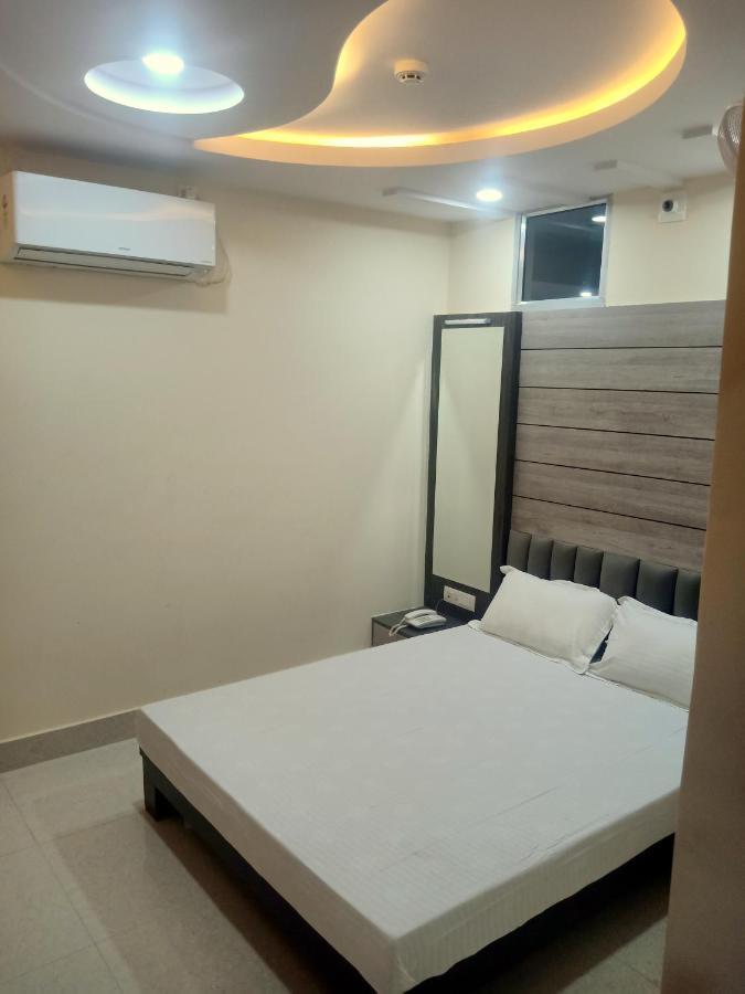 Hotel Shri Gourav Bikaner Zewnętrze zdjęcie