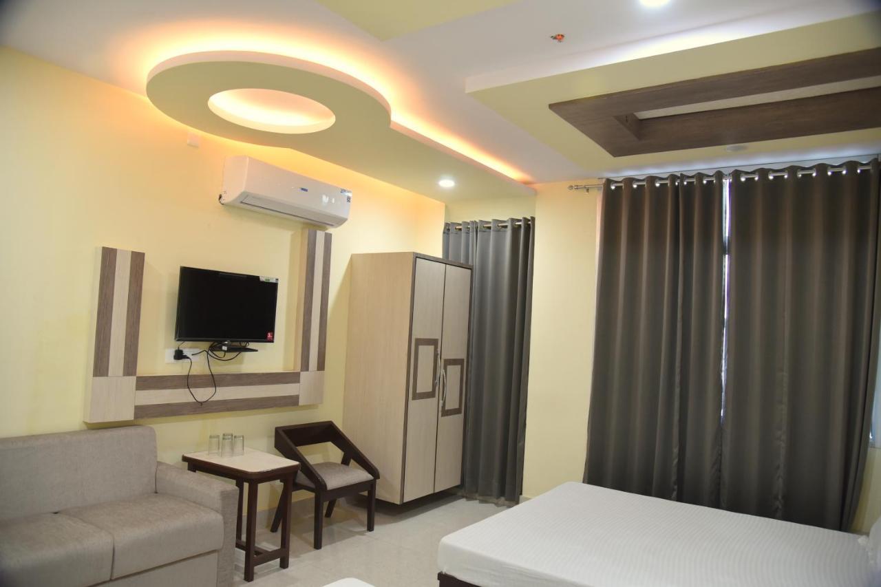 Hotel Shri Gourav Bikaner Zewnętrze zdjęcie