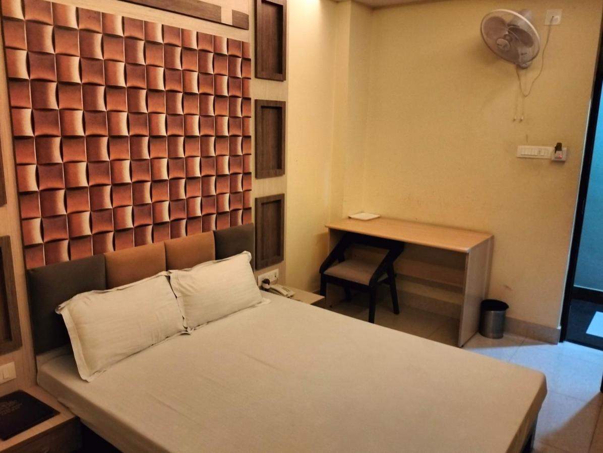 Hotel Shri Gourav Bikaner Zewnętrze zdjęcie